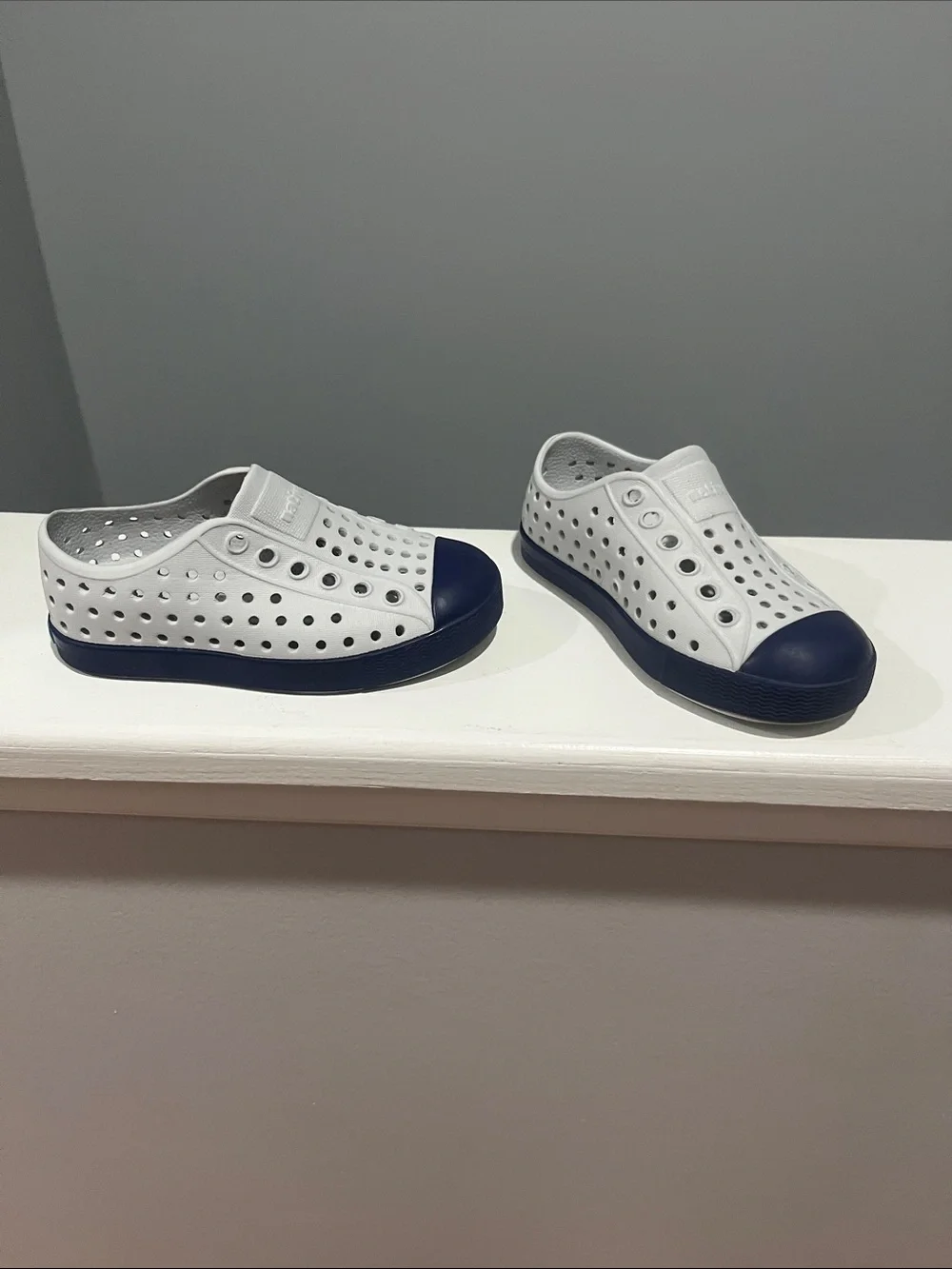 Native Shoes Jefferson C7 Kids Slip On Water Resistant Sneakers Gray and Navy 7